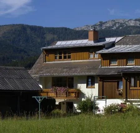 Haus Hildegard Apartment *